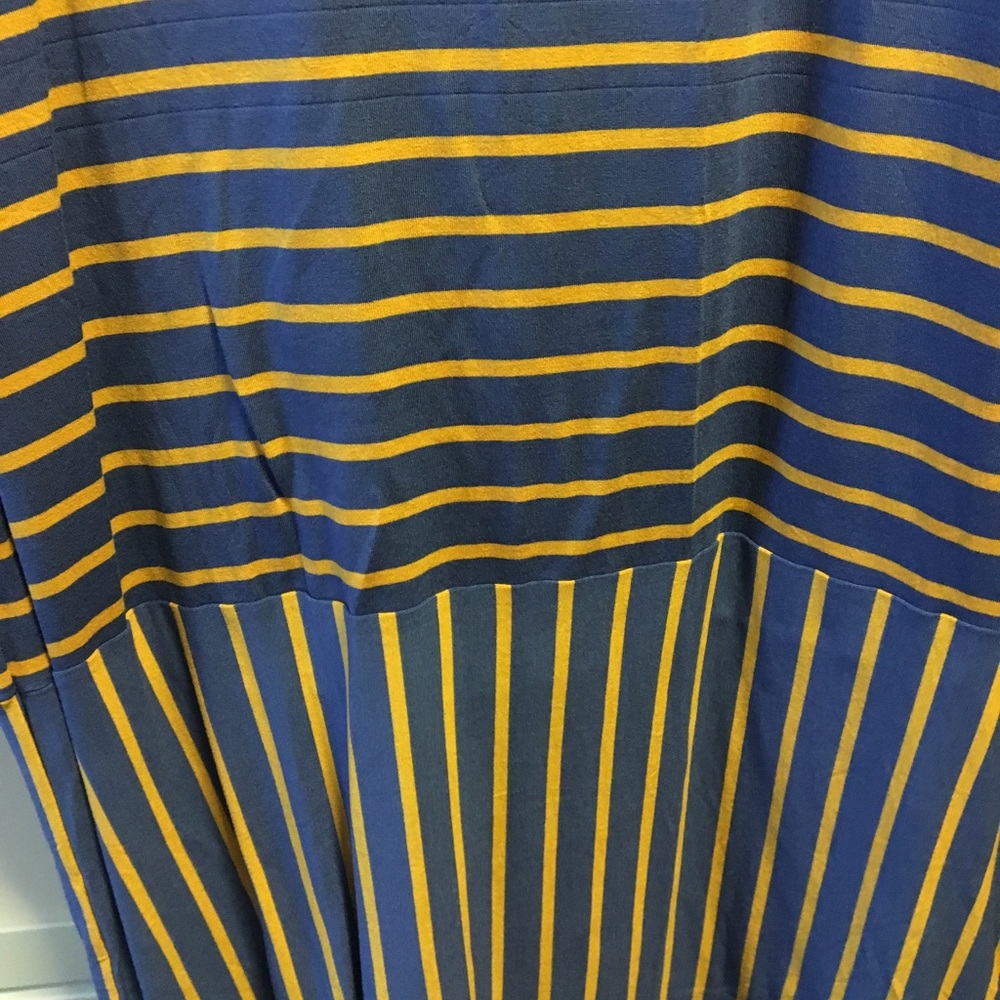 LuLaRoe Julia Dress - Picture 2 of 2